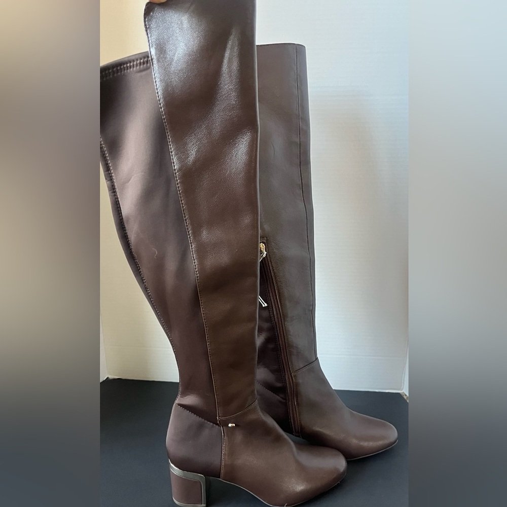 NEW DKNY Women's Brown Tall Zipper Riding Boots $189 original price